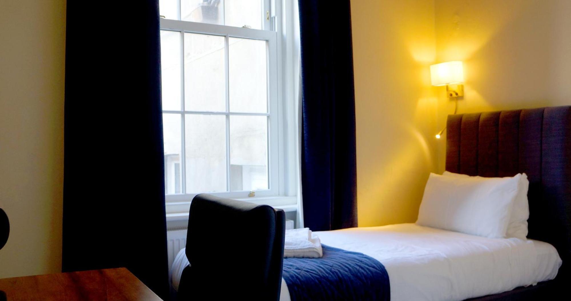 The Pier Hotel Истбурн Экстерьер фото